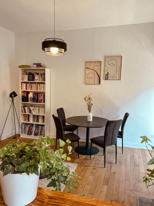 Le Spacieux Et Confortable A 15min De La Gare Appartement *