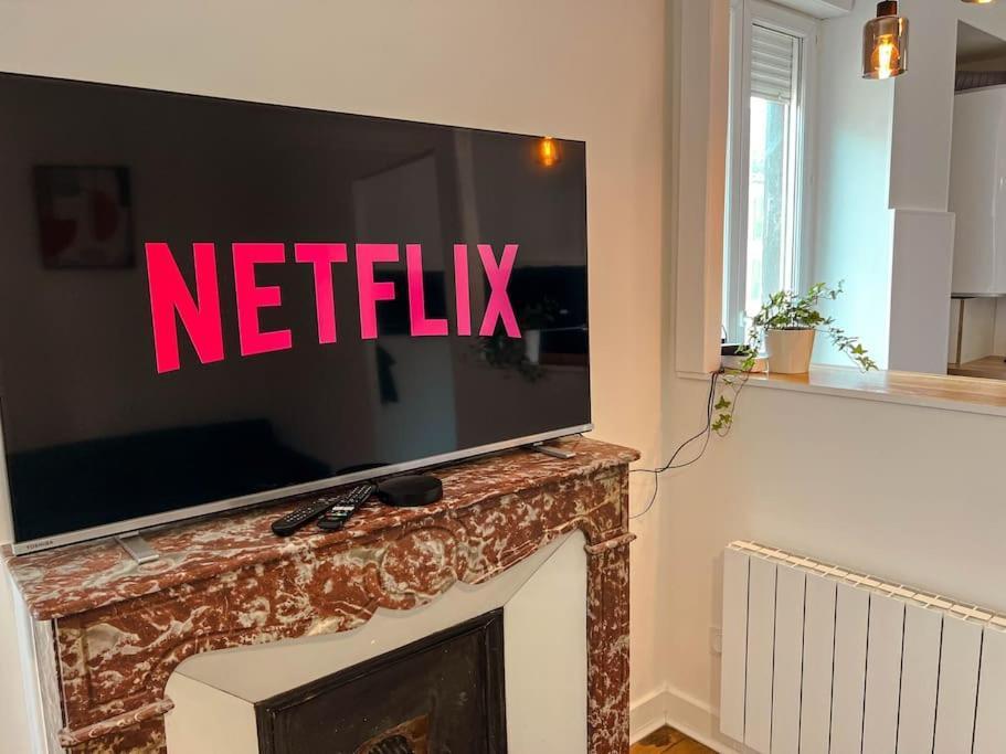 Le Spacieux Et Confortable A 15min De La Gare Apartment